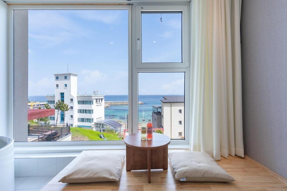 Gangneung The One And The Classic Pension Rom bilde